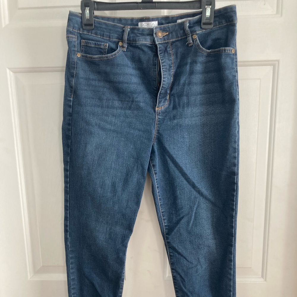 Sophia Vergara curvy ankle Jean